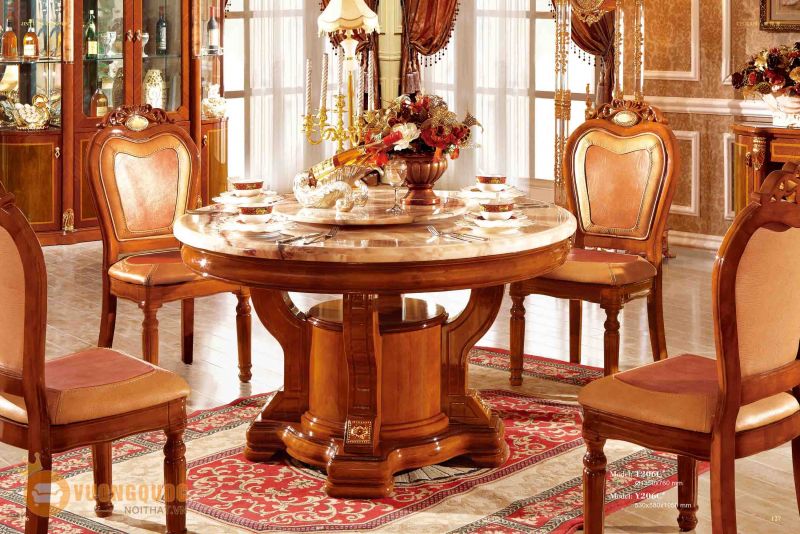 Mẫu bàn ăn 4 ghế phong cách cổ điển