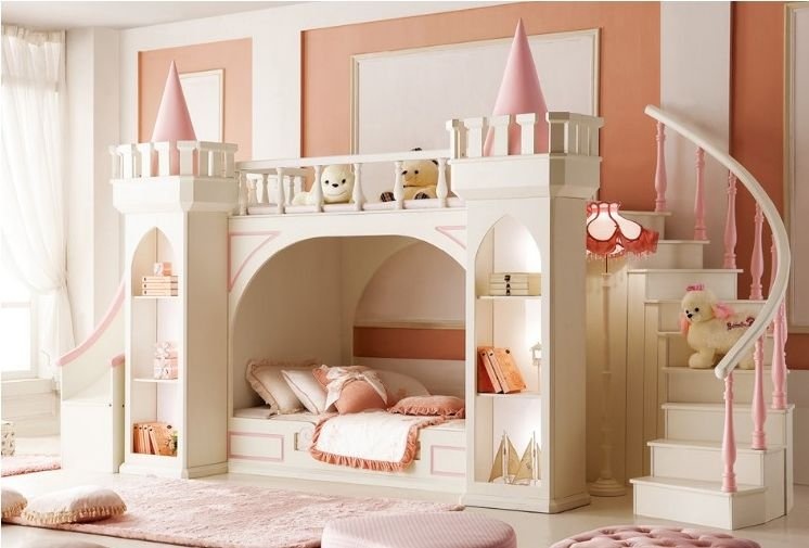 Phòng ngủ cho bé gái màu hồng đào ấn tượng 