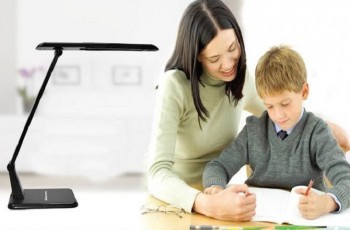 Tham khảo 6 kinh nghiệm mua đèn học cho con mà bố mẹ cần biết