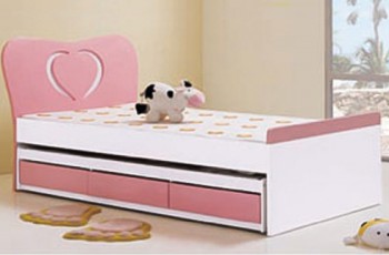 Phòng ngủ nổi bật với những mẫu giường tầng trẻ em màu sắc rực rỡ
